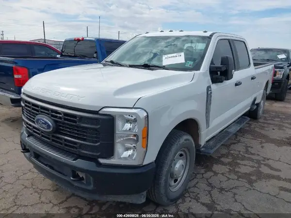1FT7W2AA0PEC19957 2023 FORD F250 - Image 2