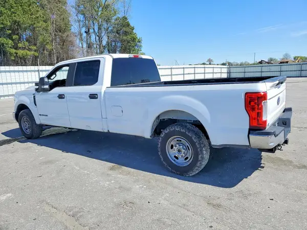 1FT7W2AT7JEB31111 2018 FORD F250 - Image 2