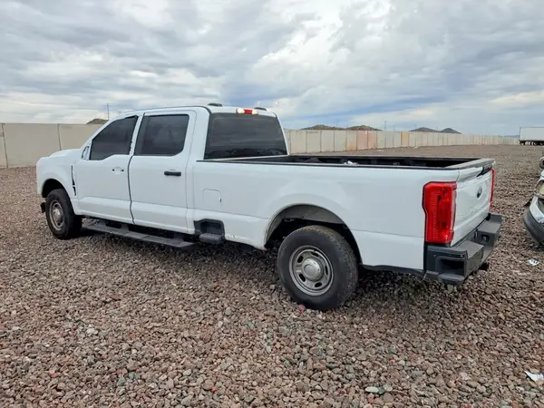 1FT7W2ATXPEC35679 2023 FORD F250 - Image 2