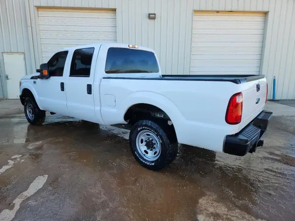 1FT7W2B60GEB69684 2016 FORD F250 - Image 2