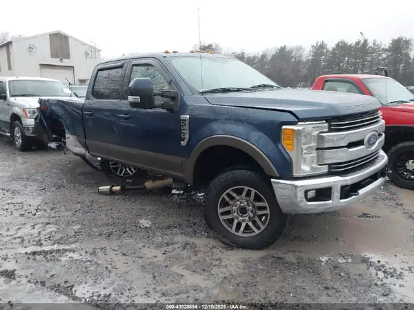 1FT7W2B60HEB16162 2017 FORD F250 - Image 1