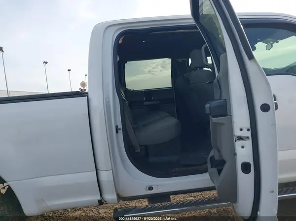 1FT7W2B60HEB52773 2017 FORD F250 - Image 8