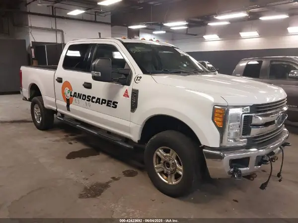 1FT7W2B60HEB68486 2017 FORD F250 - Image 1
