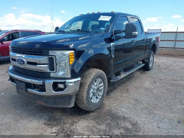 1FT7W2B60HED30231 2017 FORD F250 - Image 2