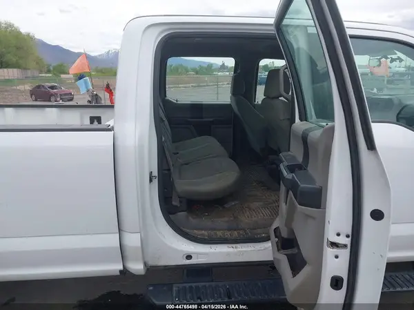 1FT7W2B60HED31928 2017 FORD F250 - Image 8