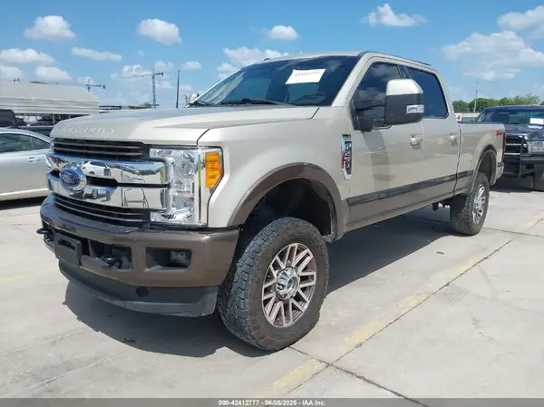 1FT7W2B60HED84497 2017 FORD F250 - Image 2