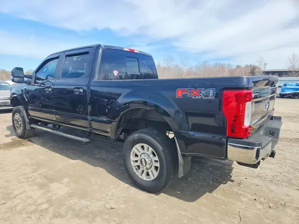 1FT7W2B60HEF03813 2017 FORD F250 - Image 2