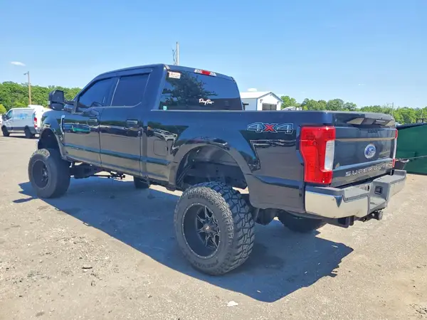 1FT7W2B60JEB12344 2018 FORD F250 - Image 2