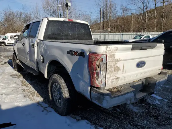 1FT7W2B60JEB83723 2018 FORD F250 - Image 2