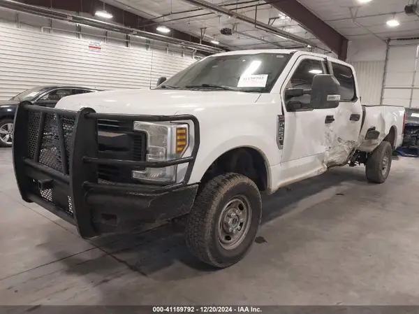 1FT7W2B60JEC63345 2018 FORD F250 - Image 2
