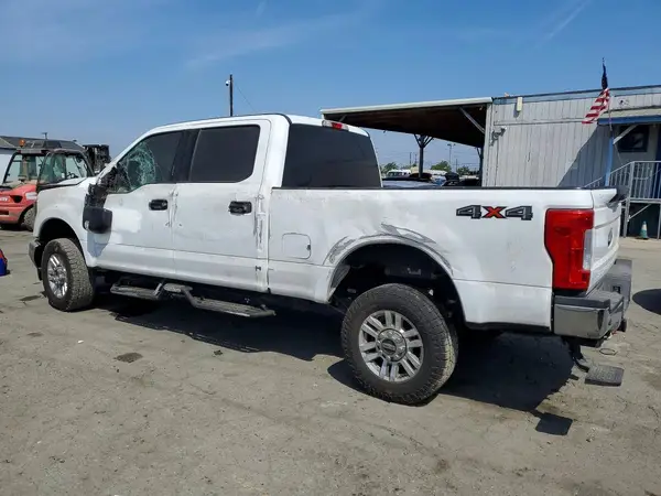 1FT7W2B60KEF14124 2019 FORD F250 - Image 2