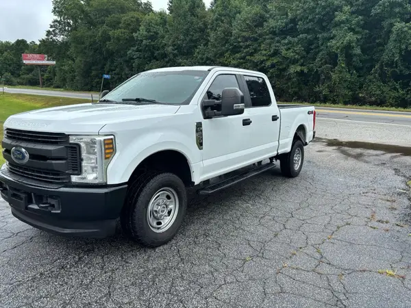 1FT7W2B60KEF21963 2019 FORD F250 - Image 2