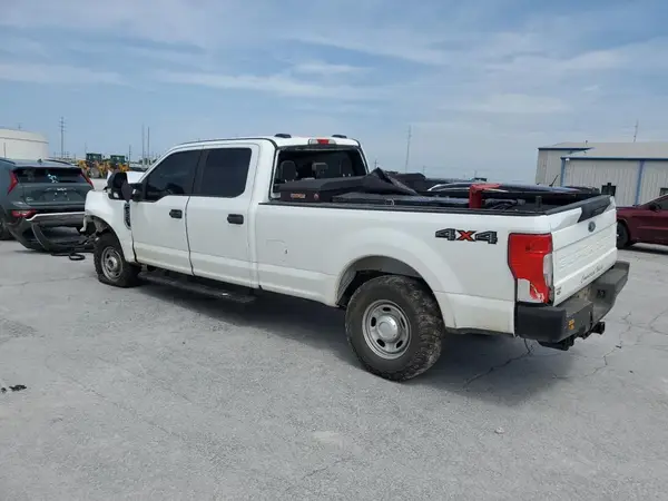 1FT7W2B60NEF59682 2022 FORD F250 - Image 2