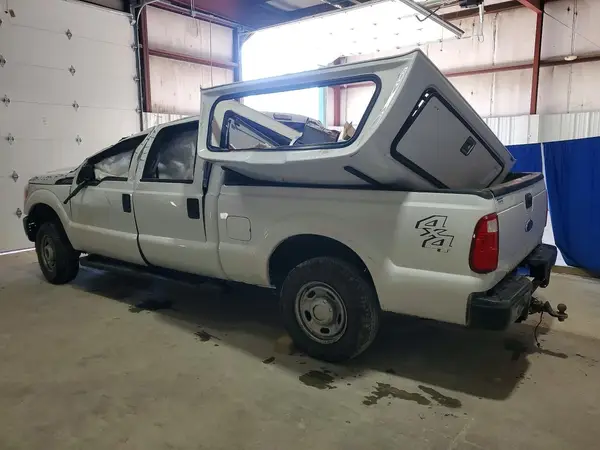1FT7W2B61GEA51272 2016 FORD F250 - Image 2