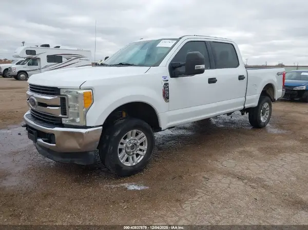 1FT7W2B61HEC45933 2017 FORD F250 - Image 2