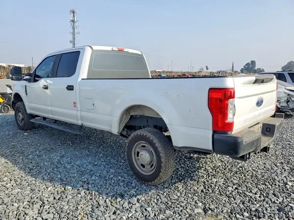 1FT7W2B61HED46146 2017 FORD F250 - Image 2