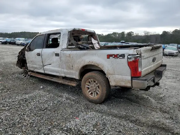 1FT7W2B61JEB15298 2018 FORD F250 - Image 2