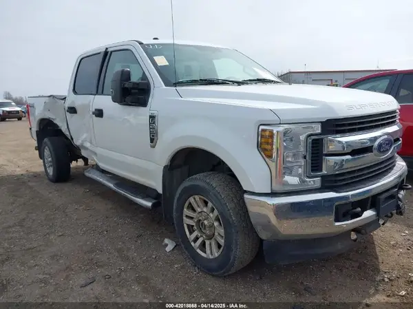 1FT7W2B61JEC30032 2018 FORD F250 - Image 1