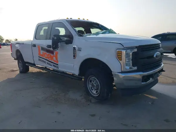 1FT7W2B61JEC76881 2018 FORD F250 - Image 1