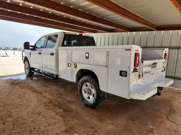 1FT7W2B61KED82362 2019 FORD F250 - Image 2