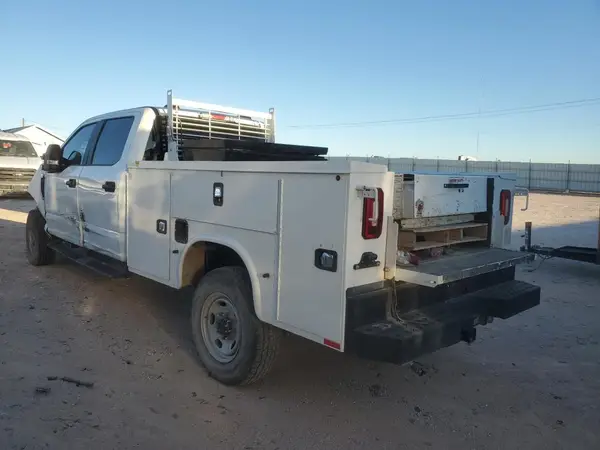 1FT7W2B61NEF59352 2022 FORD F250 - Image 2