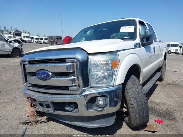 1FT7W2B62GEB53132 2016 FORD F250 - Image 2