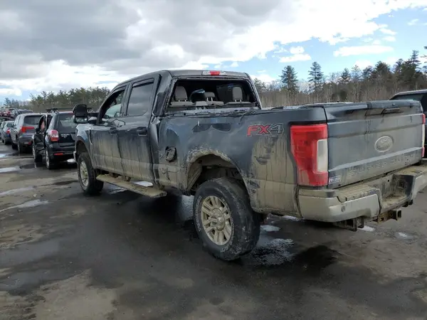 1FT7W2B62JEB70035 2018 FORD F250 - Image 2
