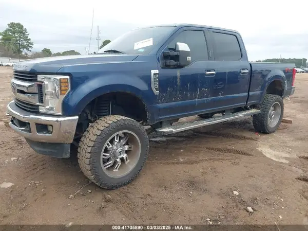 1FT7W2B62JEB96232 2018 FORD F250 - Image 2