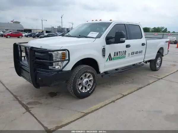 1FT7W2B62JEB98479 2018 FORD F250 - Image 2