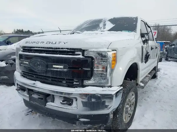 1FT7W2B63HEC68503 2017 FORD F250 - Image 2