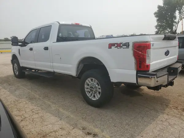 1FT7W2B63HEE55918 2017 FORD F250 - Image 2