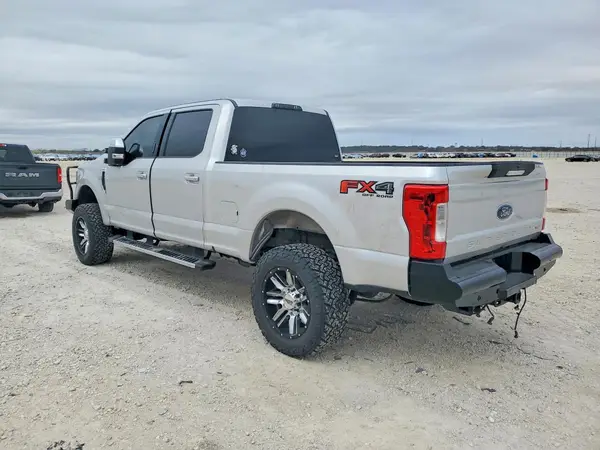1FT7W2B63HEE63324 2017 FORD F250 - Image 2