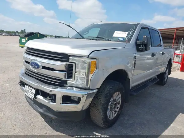 1FT7W2B63HEF02655 2017 FORD F250 - Image 2
