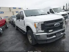 1FT7W2B63HEF18578 2017 FORD F250