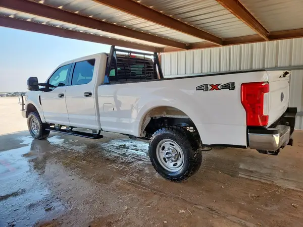 1FT7W2B63JED00257 2018 FORD F250 - Image 2