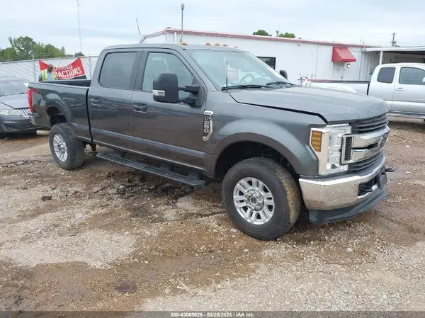 1FT7W2B63KED50352 2019 FORD F250 - Image 1