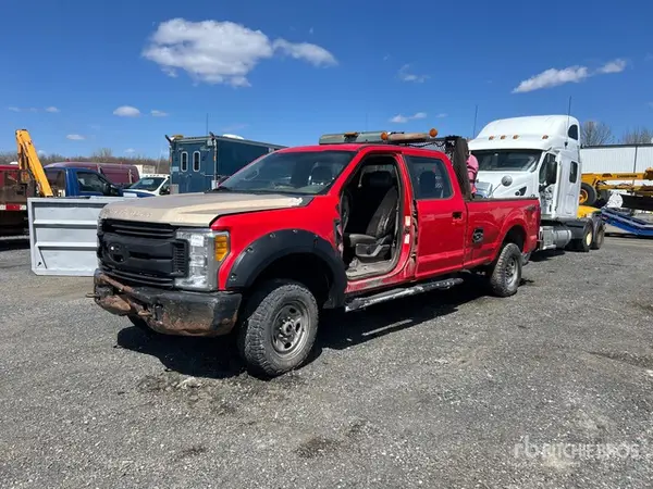 1FT7W2B64HEC87660 2017 FORD F250 - Image 1