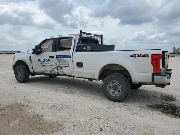 1FT7W2B64HED30913 2017 FORD F250 - Image 2