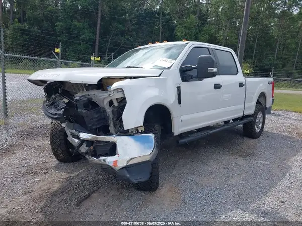 1FT7W2B64HEE30347 2017 FORD F250 - Image 2