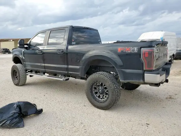 1FT7W2B64JEB58873 2018 FORD F250 - Image 2