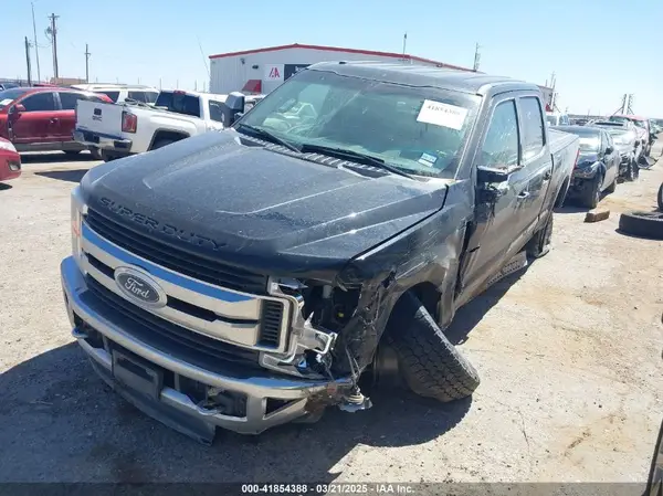 1FT7W2B64JEC77975 2018 FORD F250 - Image 2
