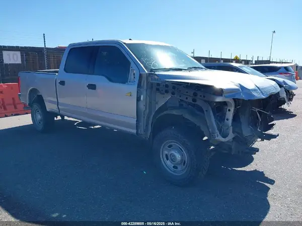 1FT7W2B65HEC10392 2017 FORD F250 - Image 1