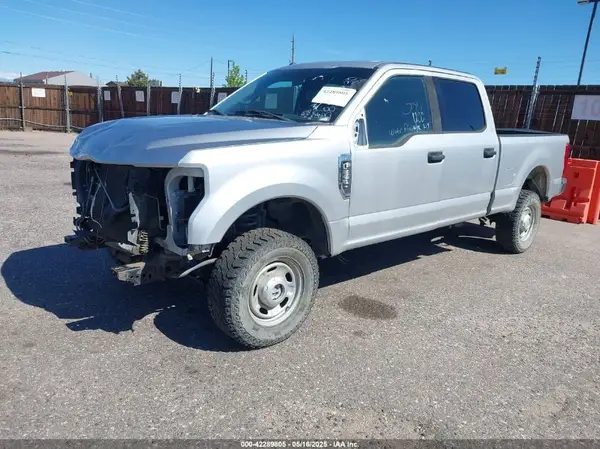 1FT7W2B65HEC10392 2017 FORD F250 - Image 2