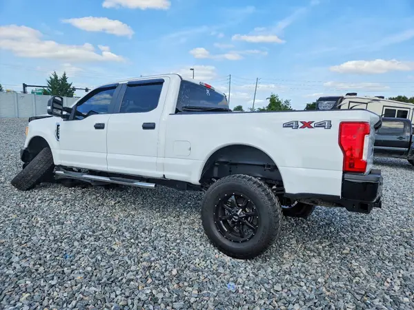 1FT7W2B65HED72331 2017 FORD F250 - Image 2