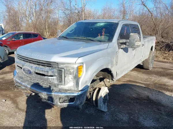1FT7W2B65HEE26176 2017 FORD F250 - Image 2