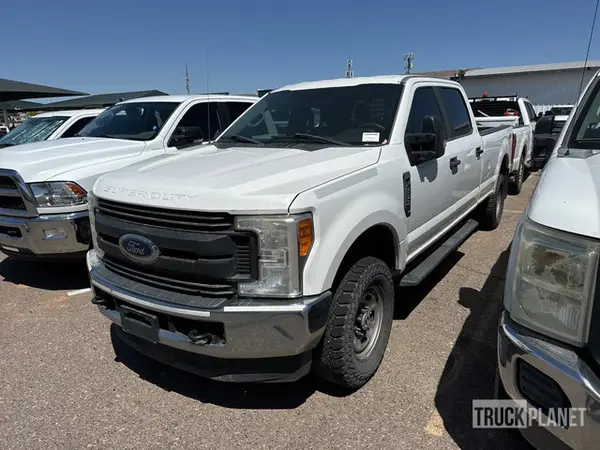 1FT7W2B65HEE47545 2017 FORD F250 - Image 1