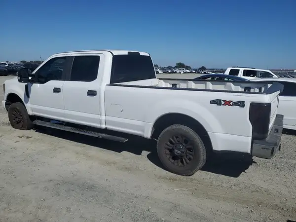 1FT7W2B65HEE70419 2017 FORD F250 - Image 2