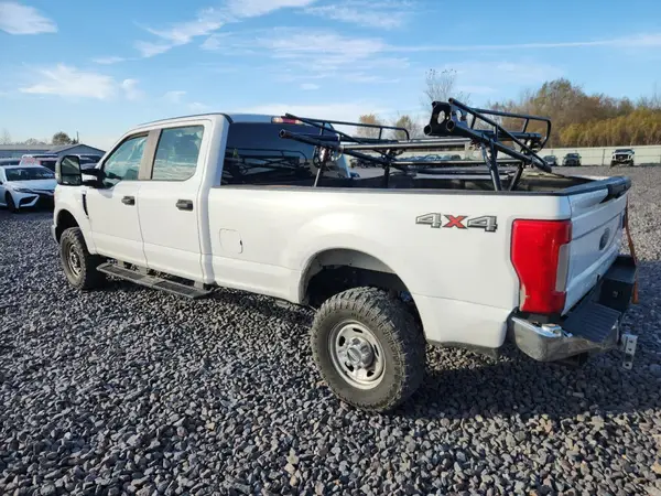 1FT7W2B65HEF46947 2017 FORD F250 - Image 2