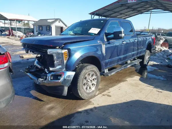 1FT7W2B65JEB80445 2018 FORD F250 - Image 2