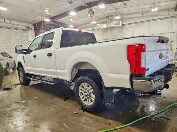 1FT7W2B66HEB68119 2017 FORD F250 - Image 2
